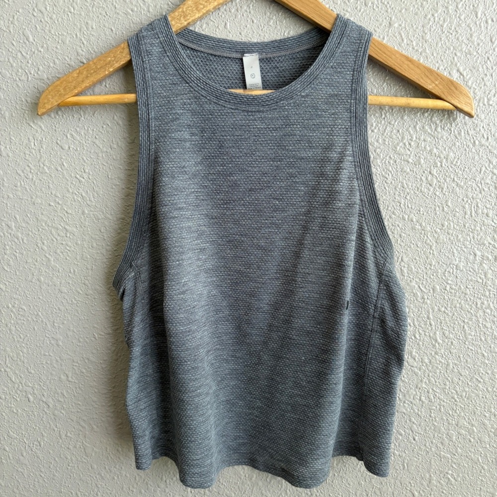 Lululemon Gray Pebble Textured Cropped Muscle High Neck Tank Top 4